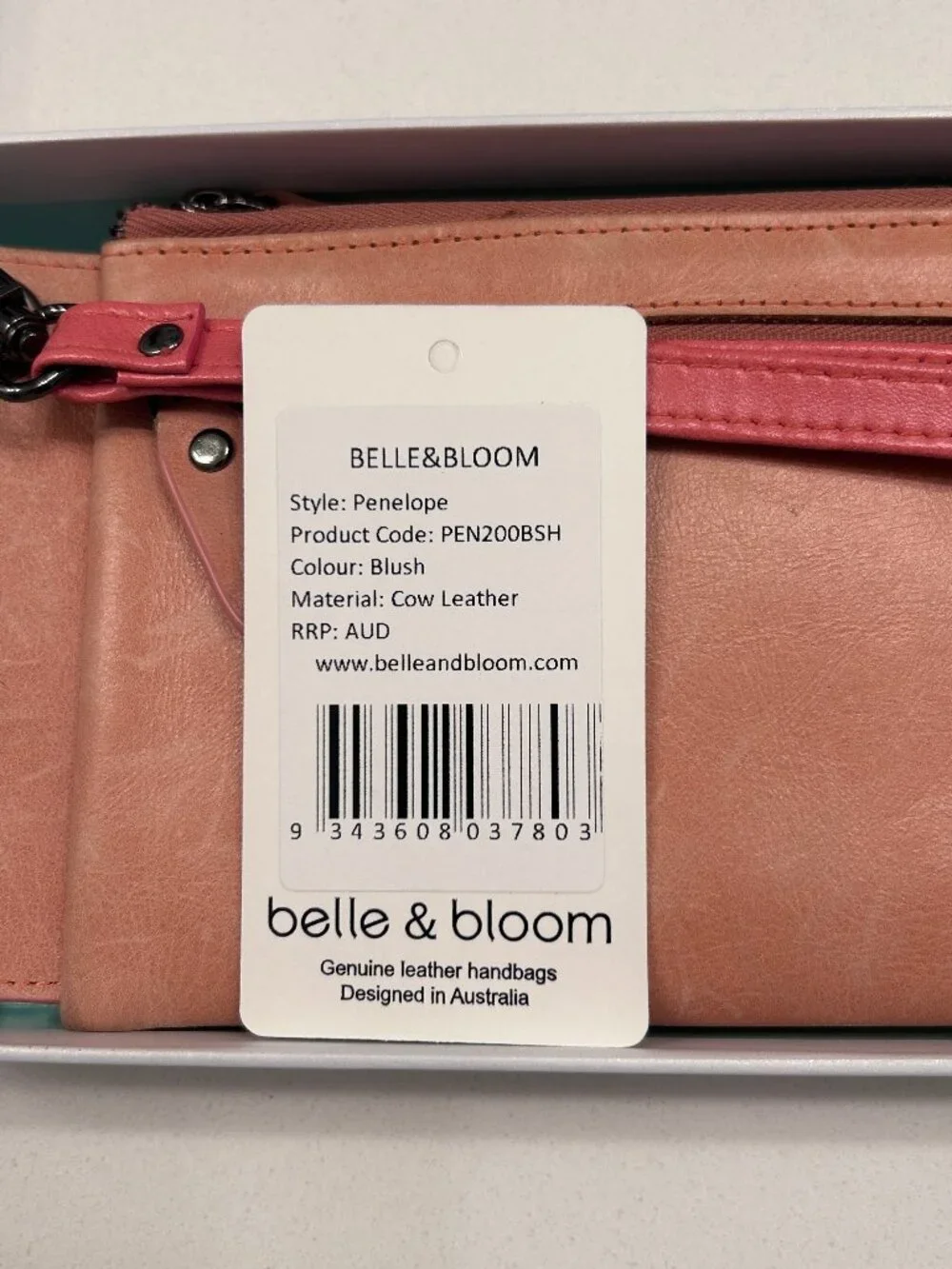 Belle & Bloom Brand New Genuine Leather Purse/Wallet/ Wristlet Sand Pink